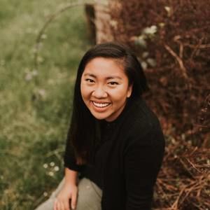 Meet your Posher, Eva